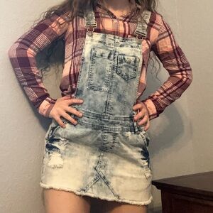 Rue21 Distressed Denim Overall Skirt Dress Light Wash Blue Jean Juniors 3/4